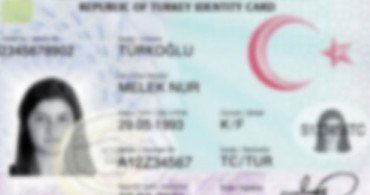 Seçimde Eski Kimliklerle Oy Kullanılabilecek Mi?