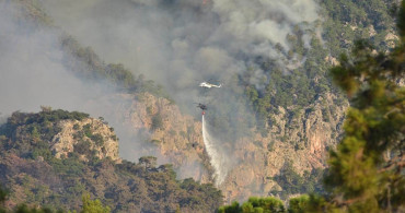 400 hektarlık alanı kül etti: Kemer yangını havadan görüntülendi