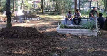 9 Yaşındaki Çocuk Mezarlıkta İntihar Etti