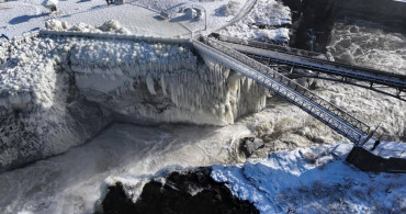 ABD dondurucu soğuğa teslim: Paterson Büyük Şelalesi buz kesti