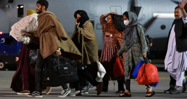 ABD Kızamık Nedeniyle Afgan Mültecilerin Uçuşlarını Durdurdu