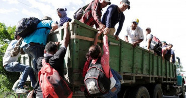 ABD, Sınırı Geçen Tüm Kaçak Göçmenleri Meksika'ya Gönderecek