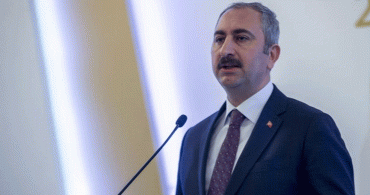 Adalet Bakanı Gül’den Şule Çet ve Ceren Özdemir Mesajı