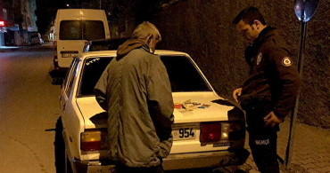 Adana'da Bir Şüpheli Bekçilere Boyacıyım Dedi Hırsız Çıktı