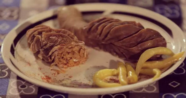 Adana'da Şırdan yoğunluğu! Binlerce yerli ve yabancı turist bu lezzeti tatmak için kilometrelerce yol gidiyor