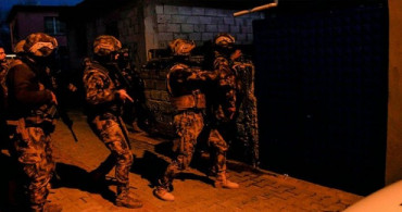 Adana'da Terör Operasyonu! 7 Şüpheli Gözaltına Alındı
