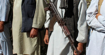 Afganistan'da Taliban Saldırılarında 20 Güvenlik Görevlisi Hayatını Kaybetti