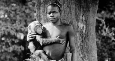 Afrikalıyı Maymunla Kafese Kapatan ABD Özür Diledi