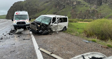 Ağrı’da acı kaza: Ölü ve yaralılar var