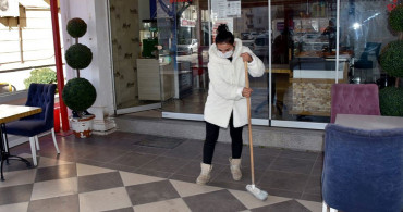 Aksaray'da Kadın Esnaf Sopayla Dövüldü!