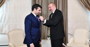 Aliyev'den SİHA'nın Mucidi Selçuk Bayraktar'a Madalya Taktı