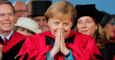 Almanya Başbakanı Merkel’den Trump’a Eleştiri: Cehalet Duvarlarını Yıkın