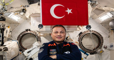 Alper Gezeravcı Bakan Kacır’ın ricasını geri çevirmedi: TEKNOFEST de uzaya çıktı