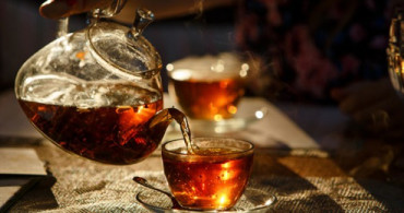 Altı Açık Bırakılan Çay Kansere Sebep Oluyor!