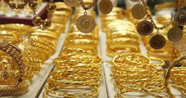 Altın fiyatlarında sert dalgalanma: Uzmanlar kritik veriye dikkat çekti
