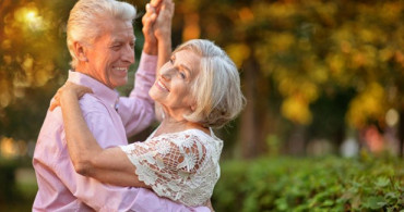 Alzheimer Riskini En Çok Düşüren Uğraş Müzik Eşliğinde Dans Etmek! (21 Eylül Dünya Alzheimer Günü)