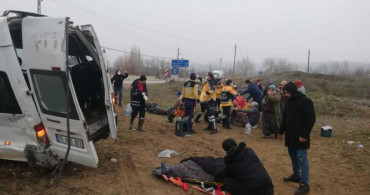 Amasya'da işçileri taşıyan servis aracı devrildi, birçok kişi yaralandı