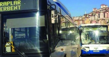Ankara'da İki Belediye Otobüsü Çarpıştı; 5 Kişi Yaralandı