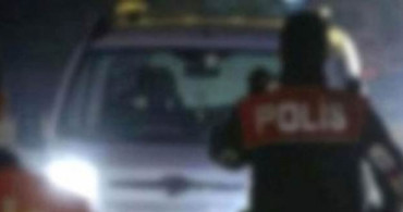 Ankara'da Polis Uygulamasına Araç Daldı