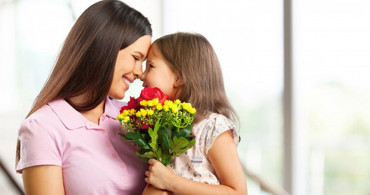 Anneler Gününde Alınabilecek En Güzel Hediye Önerileri