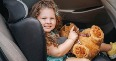 Araba İçinde Çocuk Güvenliği Sağlamanın Püf Noktaları