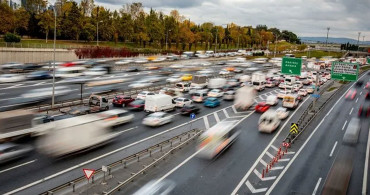 Araç sahiplerine kötü haber! Zorunlu trafik sigortası poliçelerine asgari ücret zammı geldi