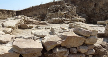Arkeoloji Çalışmasında 2 Bin Yıllık Buluntular Ortaya Çıktı