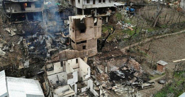 Artvin'de Büyük Yangın! Gün Ağarınca Korkunç Görüntüler Ortaya Çıktı