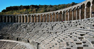 Aspendos Antik Kenti: Aspendos Antik Tiyatrosu Gezi