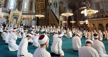 Ayasofya-i Kebir Cami-i'de Kur'an-ı Kerim Sesleri Yankılandı
