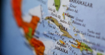 Bahamalar'da Helikopter Düştü: 7 Kişi Hayatını Kaybetti