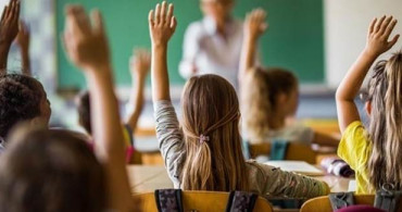 Bakan Selçuk: Şartlar Elverişli Olursa Okullar Açılacak
