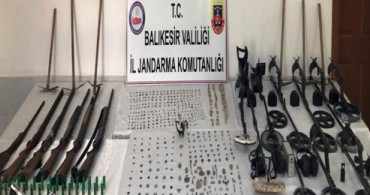 Balıkesir'de Tarihi Eser Kaçakçılarına Operasyon