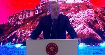 Başkan Erdoğan'dan 27 Mayıs'ın 62. yıldönümünde vesayet odaklarına mesaj: Biz kuklalarla değil ipi tutan efendileriyle mücadele ediyoruz!