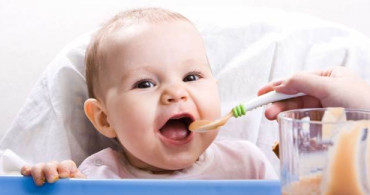 Bebekler Ek Gıdaya Ne Zamana Başlar?
