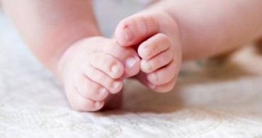 Bebeklerin Ayakları Neden Kokar? 