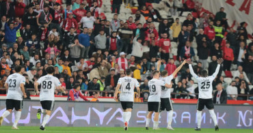 Beşiktaş ikinci yarıda uçtu: Zirve ile puan farkı 2’ye indi