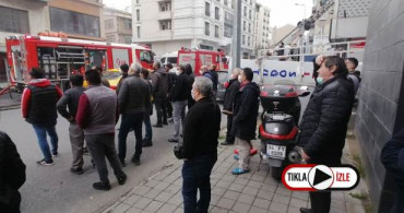 Beyoğlu’nda Vatandaşlar Yangını Gördü Sosyal Mesafeyi Unuttu