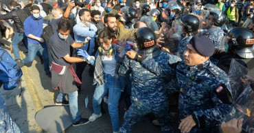 BM: Lübnan'da Hayat Pahalılığı Protestolarında Şiddet Endişe Veriyor