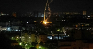 Bölgede siren sesleri duyuldu: Kiev'de patlamalar gece boyu sürdü