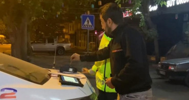 Bursa'da Alkollü Sürücü Alkolmetre Cihazını Pos Cihazı Zannetti