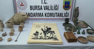 Bursa'da Jandarma, Tarihi Eser Satıcılarını Suçüstü Yakaladı