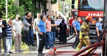 Bursa'da Vatandaşlar Sosyal Mesafeyi Bırakıp Yangın İzledi