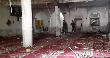 Camiye saldırı düzenlendi: Çok sayıda kişi yaşamını yitirdi