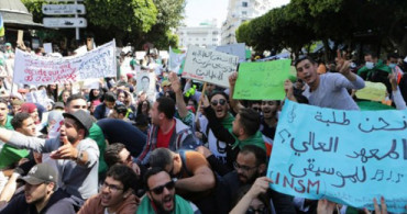 Cezayir Halkı Buteflika'nın Kardeşi Said'den Hesap Sorulmasını İstiyor