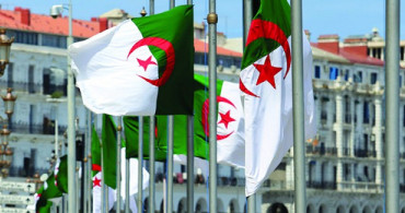 Cezayir'de Başsavcı Görevden Alındı
