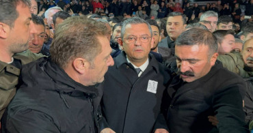 CHP lideri Özel’e şehit cenazesinde tepki: Özgür dışarı sesleri yükseldi
