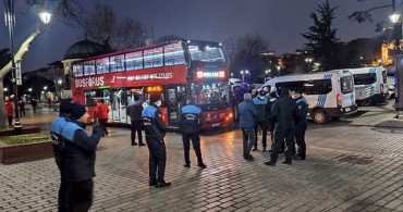 CHP'den Bir Skandal Daha: İBB'nin Otobüsünde Alkol Yasağı Çiğnendi!