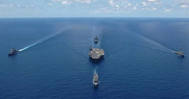Çin Donanması ABD Sınırlarına Dayandı