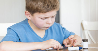 Çocuklarda Şeker Hastalığı Belirtileri Nelerdir, Çocuklarda Şeker Hastalığı Tedavisi Mümkün mü?